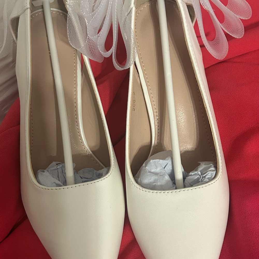 Elegant White Women's Shoes